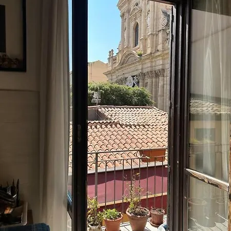 Luminoso Con Grande Terrazza